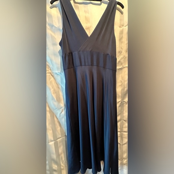 Gorgeous J Crew Navy Silk Dress - Picture 2 of 6